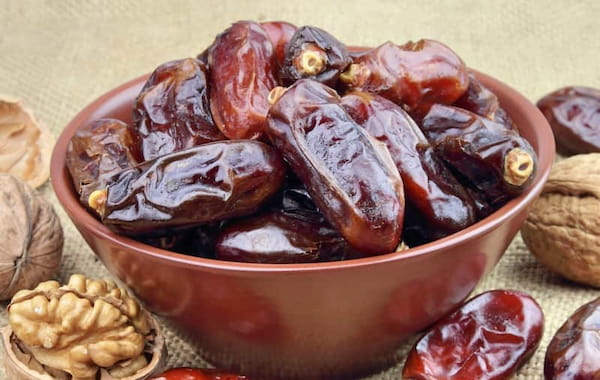 تصویر 3 از قیمت خرید خرما پیارم مشکی + فروش ویژه